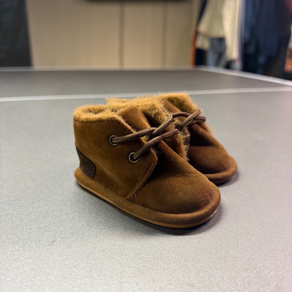 Infant Baby Faux Suede Fur‎ Lined Soft Sole Booties Chestnut Brown Lace Up Shoes